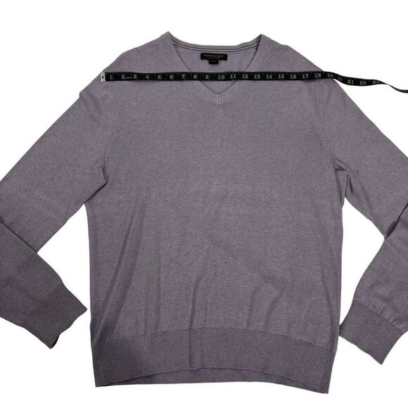 Banana Republic Size Large Men’s Silk Blend V-Neck Pullover Sweater - Picture 7 of 8